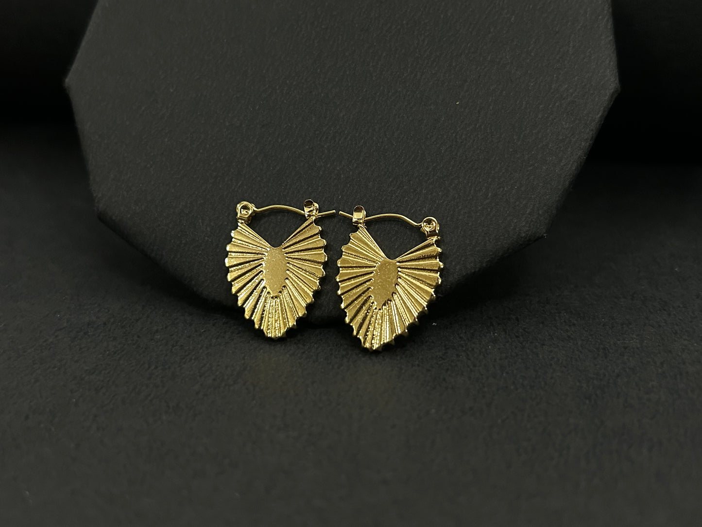 Leaf Gold Hoop Earrings