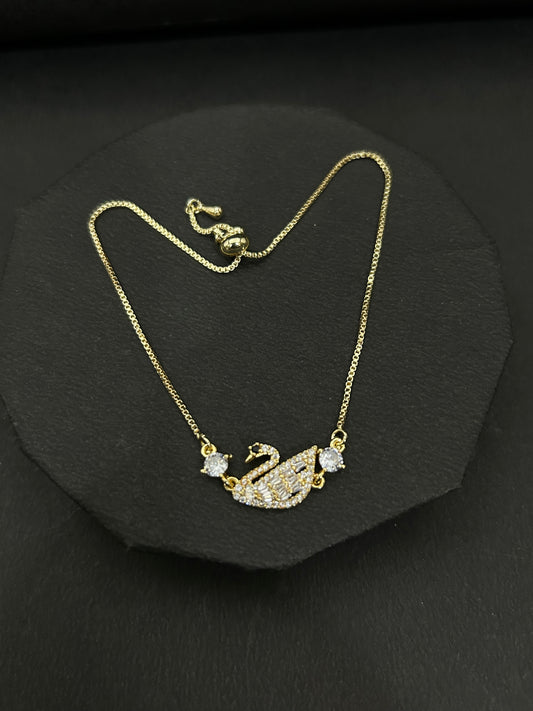 Elegant Swan Pendant Bracelet