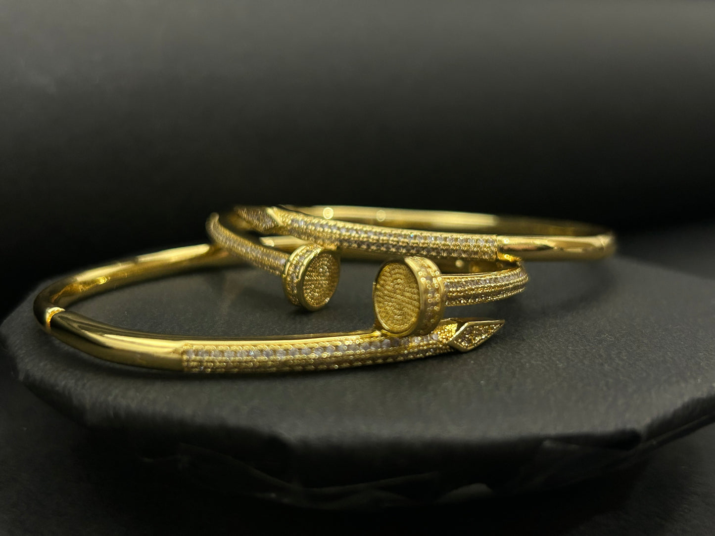 Modern Nail Design Gold Bangles