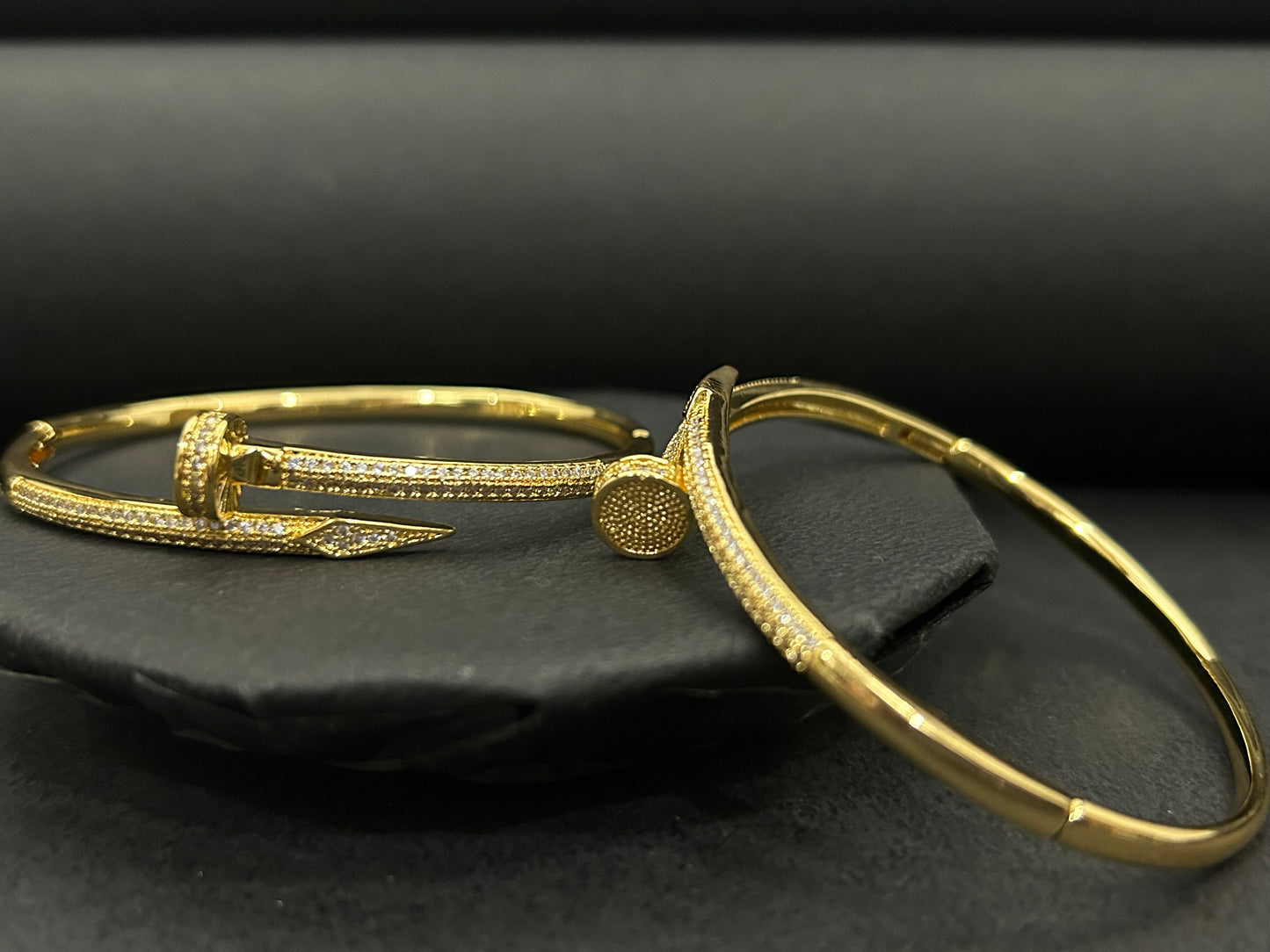 Modern Nail Design Gold Bangles