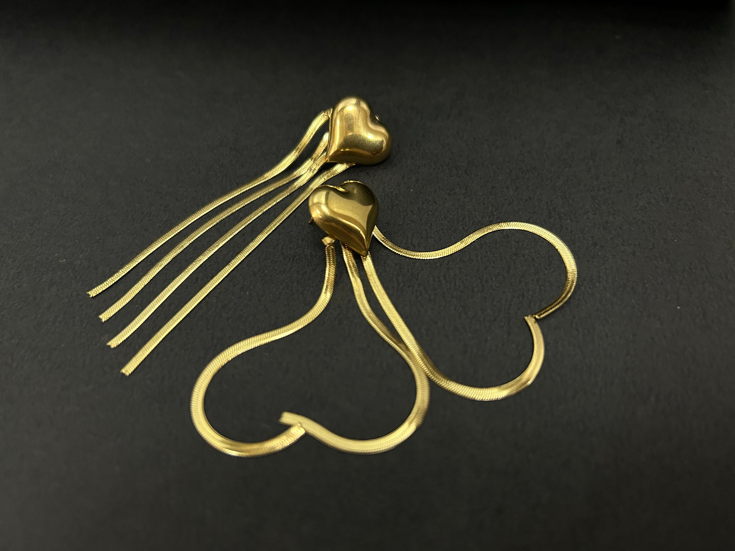 Dangling Heart Gold Earrings